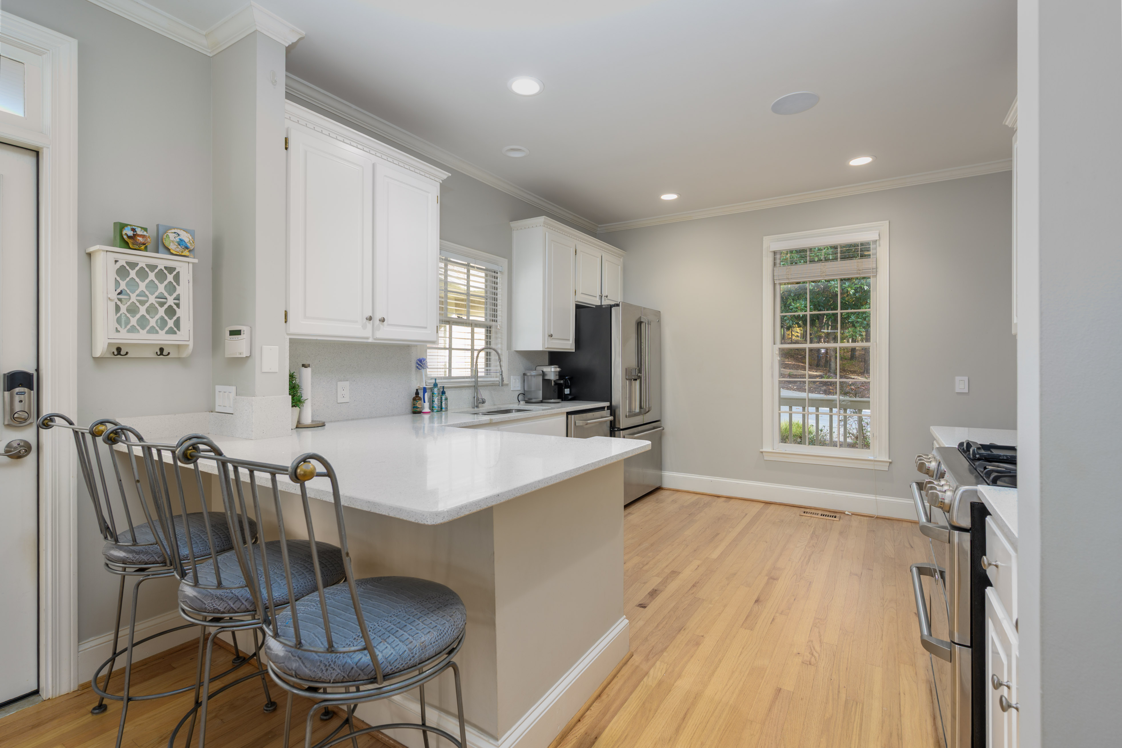 1010 Dogwood Drive image 12